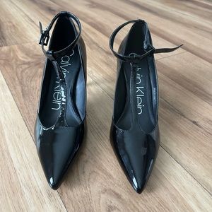 Patent leather T strap pumps